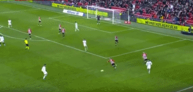 看看这些孩子踢球有没有西班牙味。 留洋联队VS萨瓦德尔友谊赛