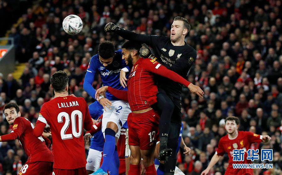 梅西一年造进球74个！三大MVP！快踢满全场还能边线一过四！