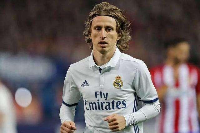 米兰助教兰杜奇称莱奥内收肌受伤明日检查